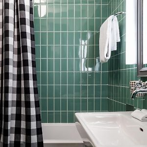 Classic Single Room